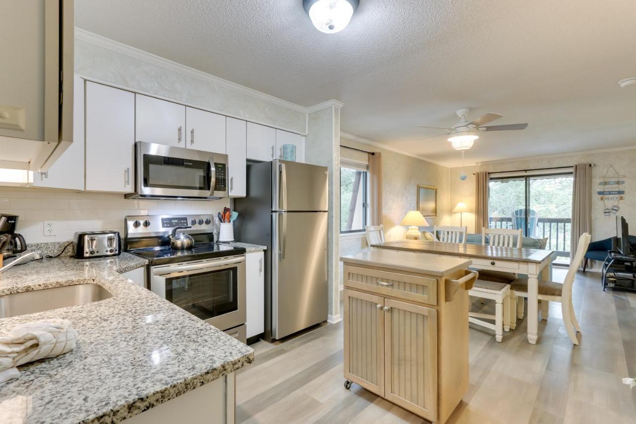 Hilton Head Condo With Balcony And Pool, Walk To Beach Hilton Head Island Exteriér fotografie